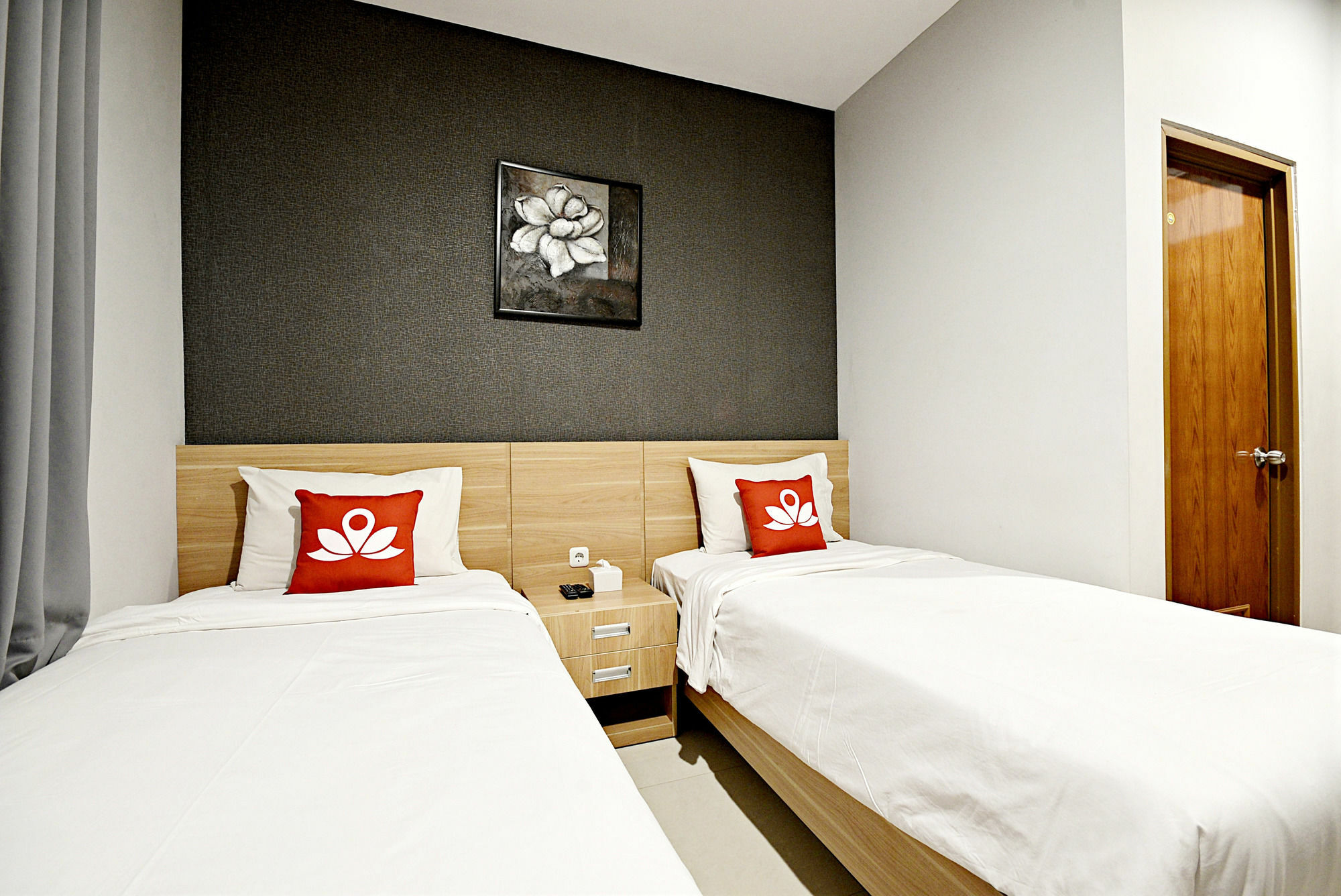 Zen Rooms Cipete Safin Inn Cilandak  Екстер'єр фото